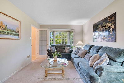 74 Napoleon Drive • London East, ON photo 8