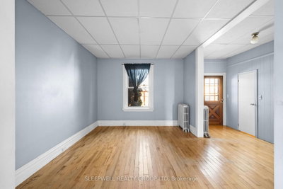 151 Renfrew Avenue W • Renfrew, ON photo 5