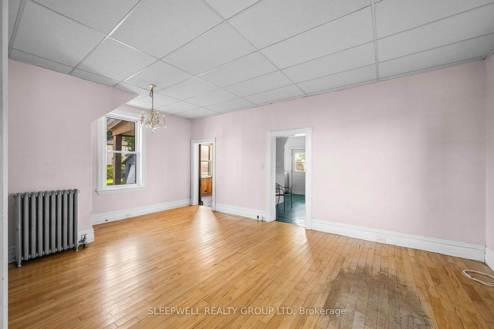 151 Renfrew Avenue W • Renfrew, ON photo 9
