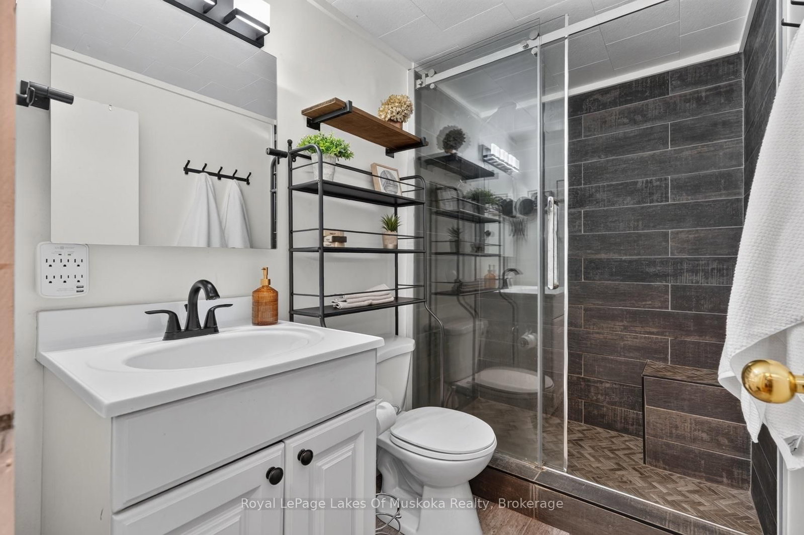 305 Doe Lake Road • Armour, ON photo 19