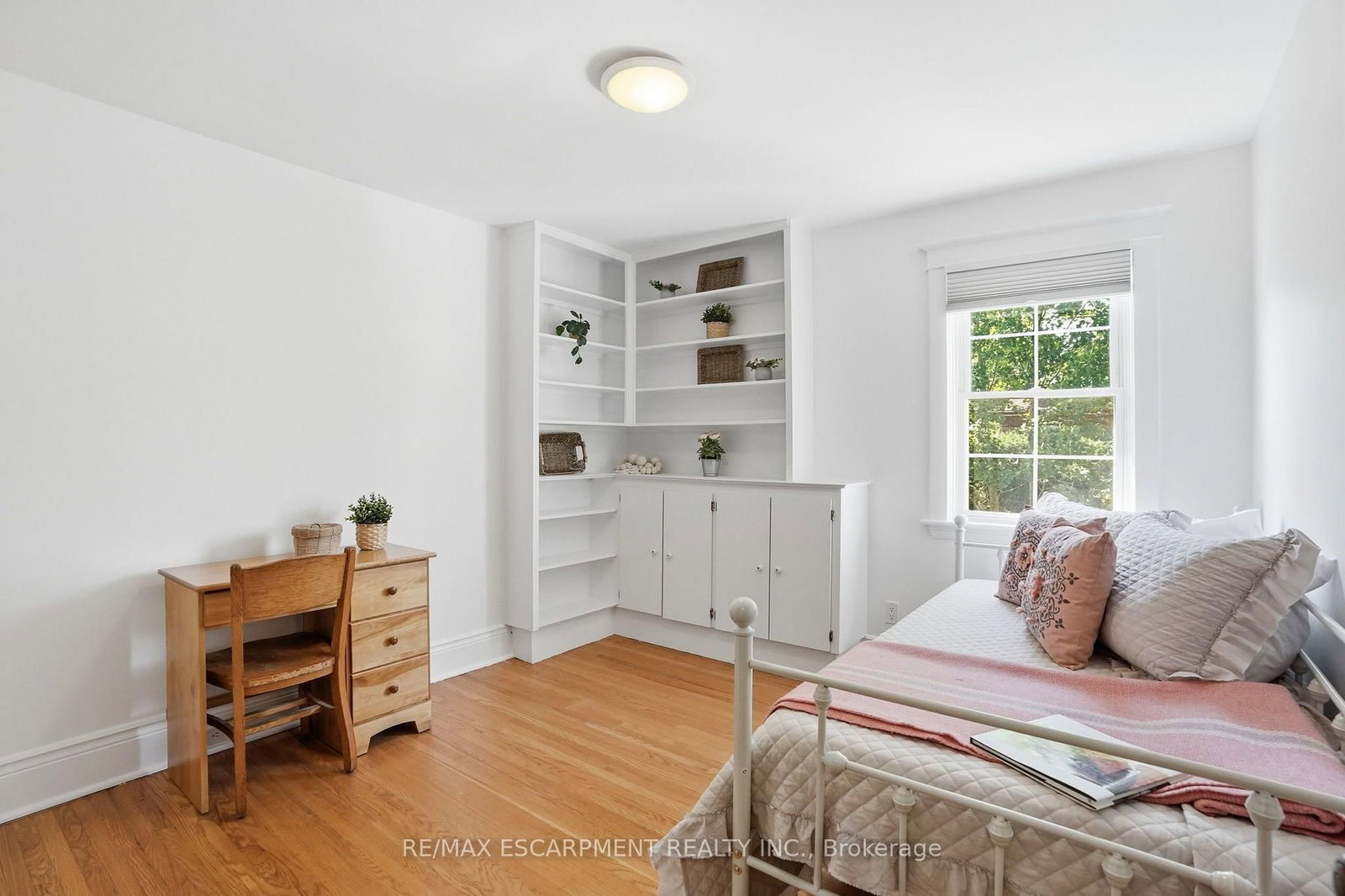 97 Cline Avenue N • Hamilton, ON photo 20