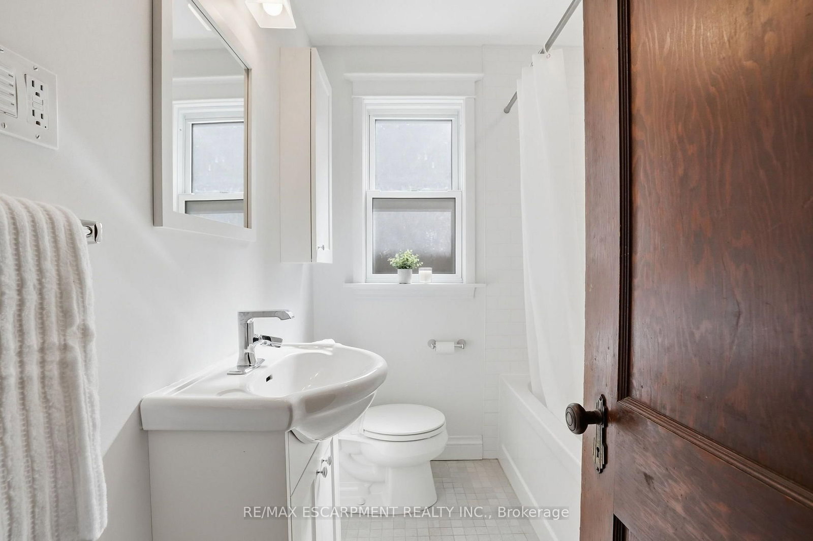 97 Cline Avenue N • Hamilton, ON photo 22