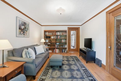 97 Cline Avenue N • Hamilton, ON photo 8