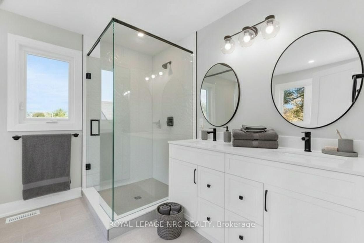 66 Page Street • Port Colborne, ON photo 15