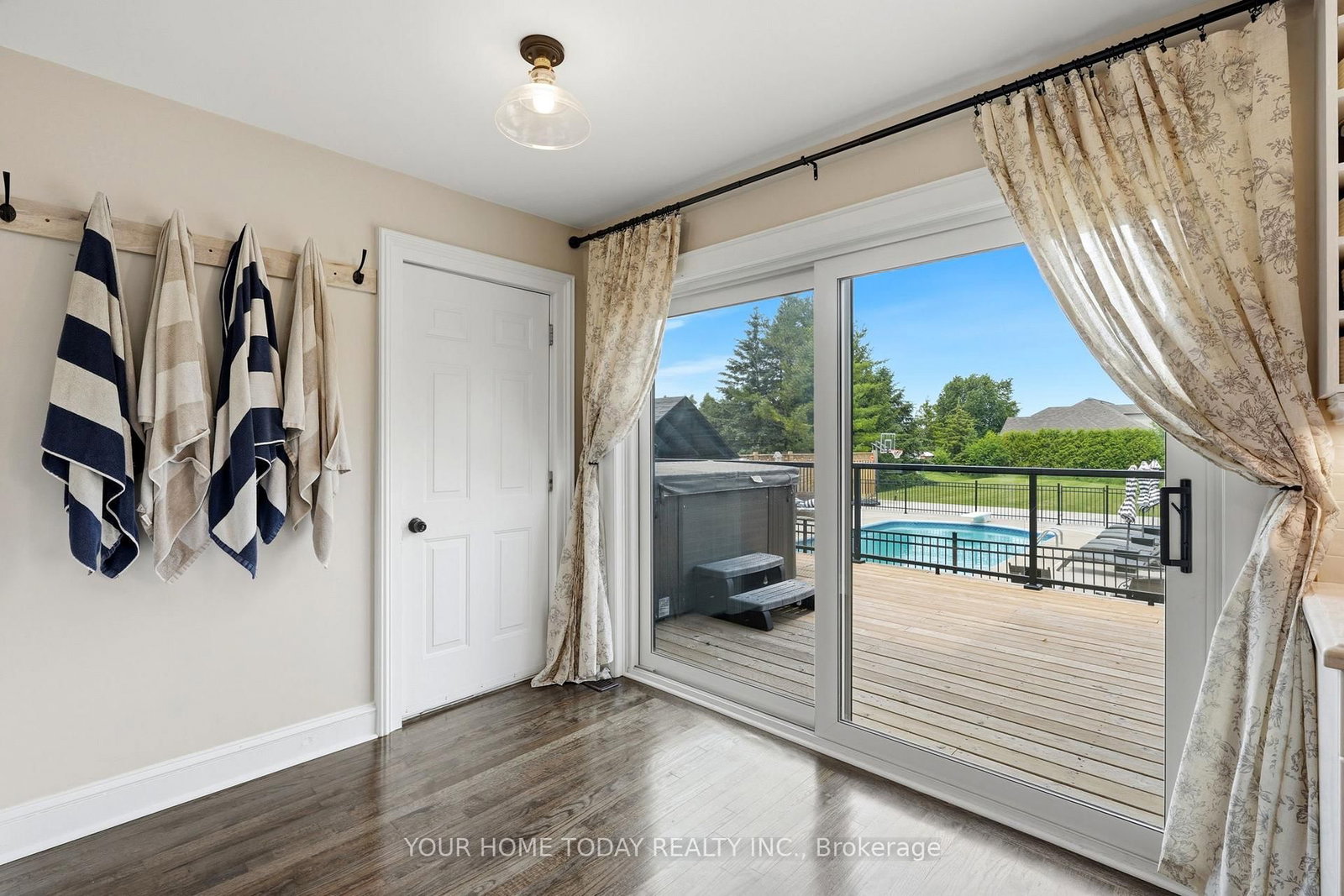 4925 Trafalgar Road • Erin, ON photo 17