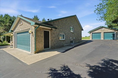 12 Experimental Farm Road • Trenton, ON photo 2