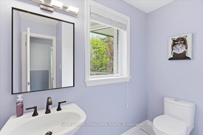 12 Experimental Farm Road • Trenton, ON photo 9