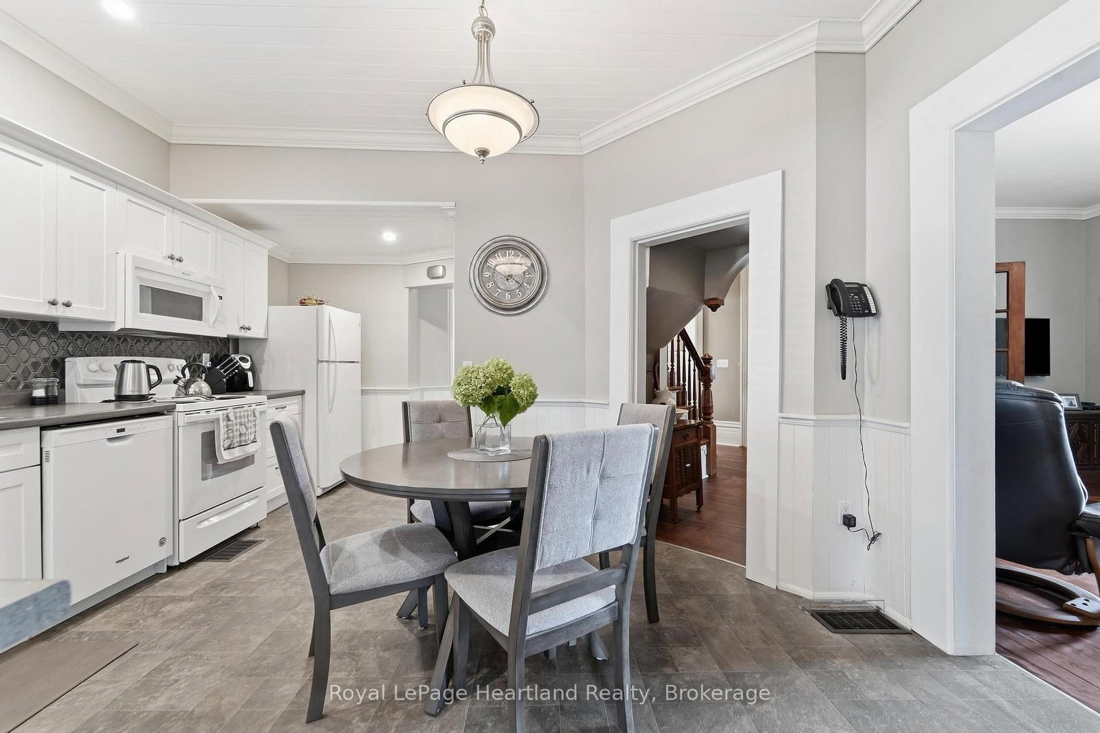 409 Gypsy Lane • North Huron, ON photo 11