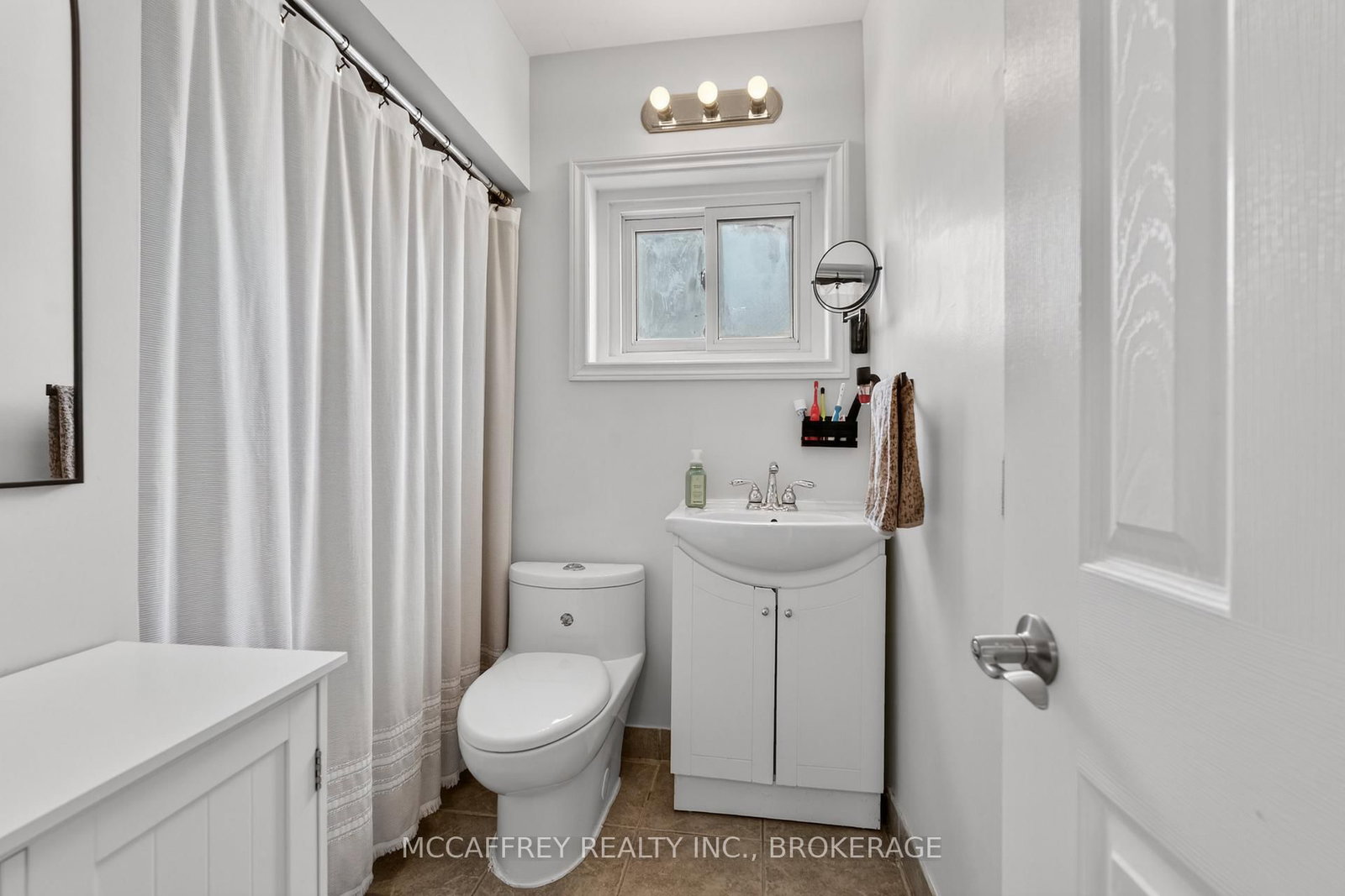 427 Thomas Street • Deseronto, ON photo 13