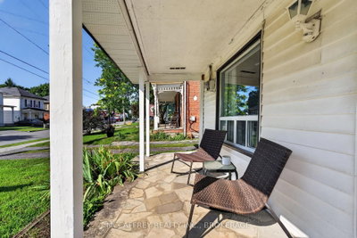 427 Thomas Street • Deseronto, ON photo 2