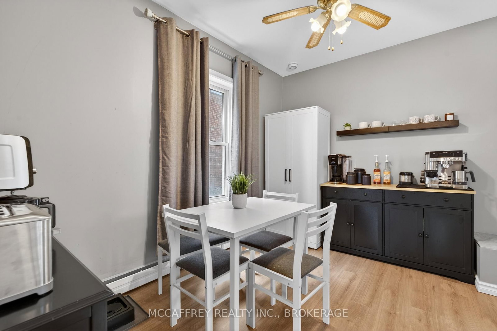 427 Thomas Street • Deseronto, ON photo 6