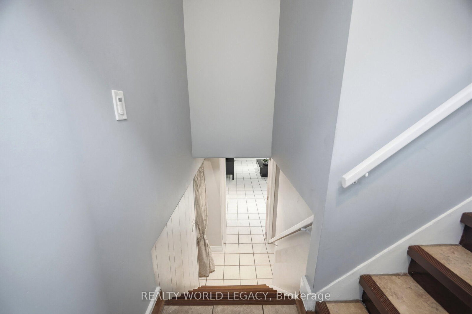 94 Clarendon Avenue • Hamilton, ON photo 26