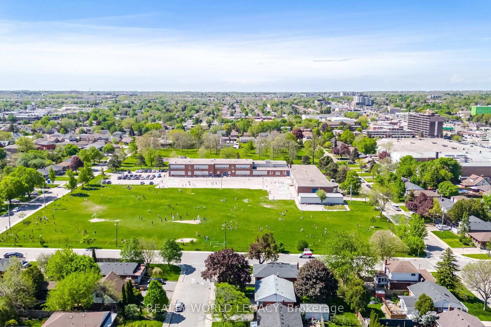 94 Clarendon Avenue • Hamilton, ON photo 49