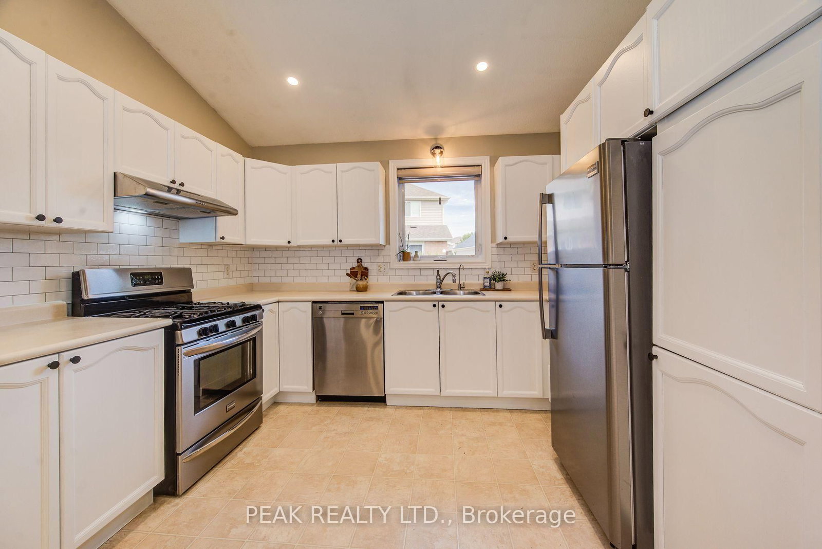245 Schneller Drive • Wilmot, ON photo 11