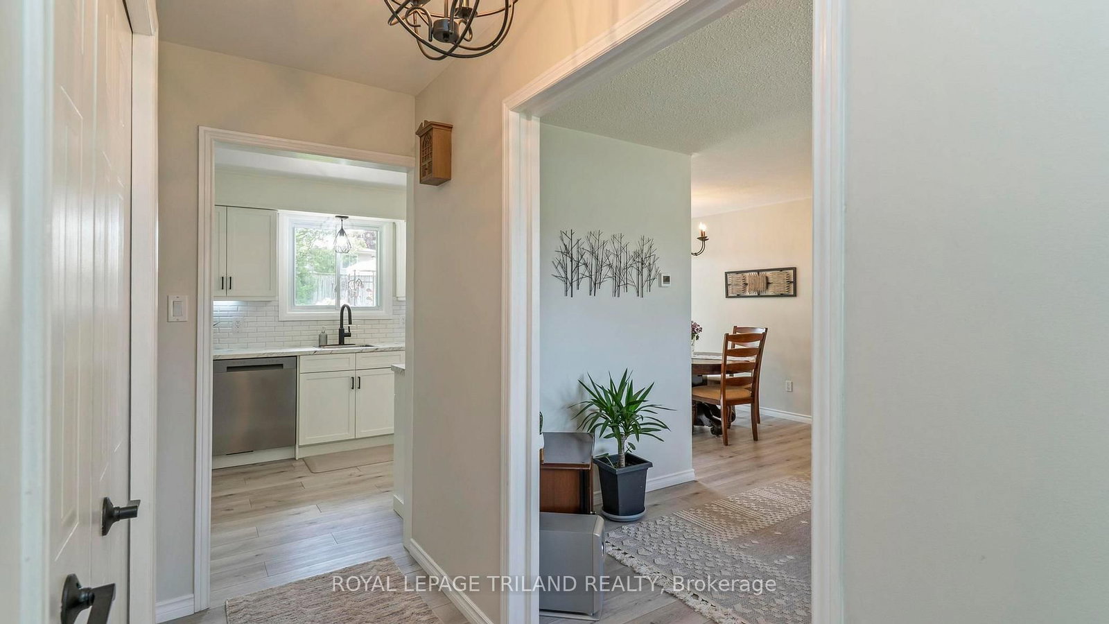 7 STIRLING Crescent • St. Thomas, ON photo 6