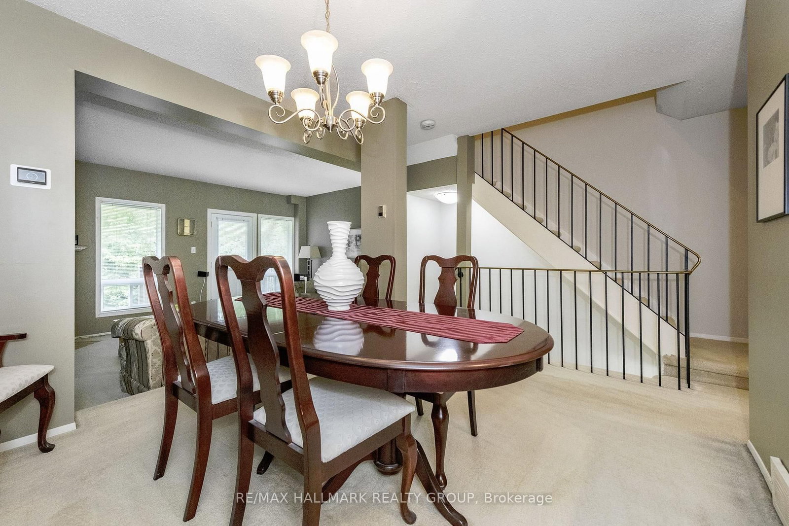 409 Pickford Drive • #B • Ottawa, ON photo 17