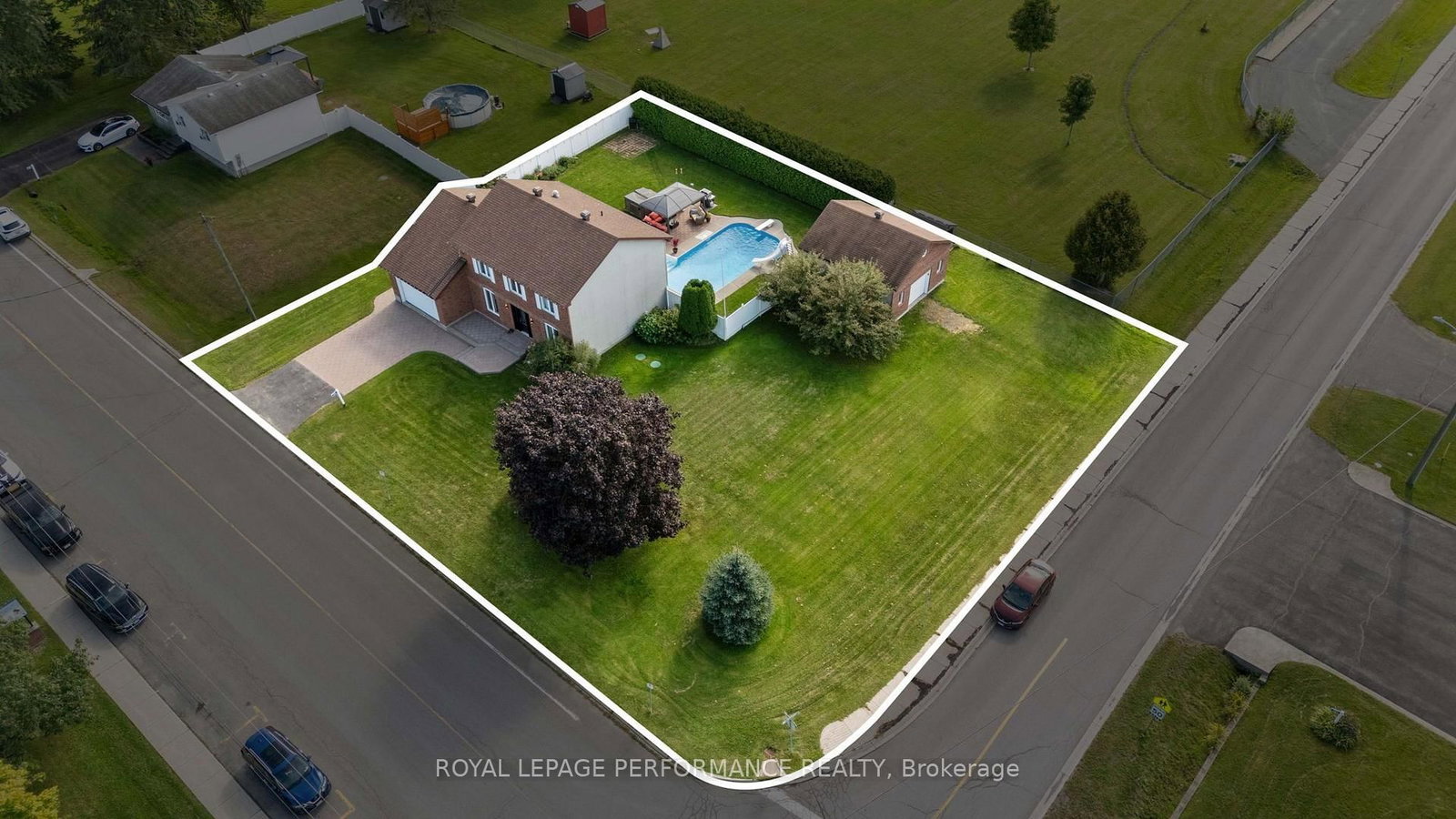 434 Lemay Street • Clarence-Rockland, ON photo 4