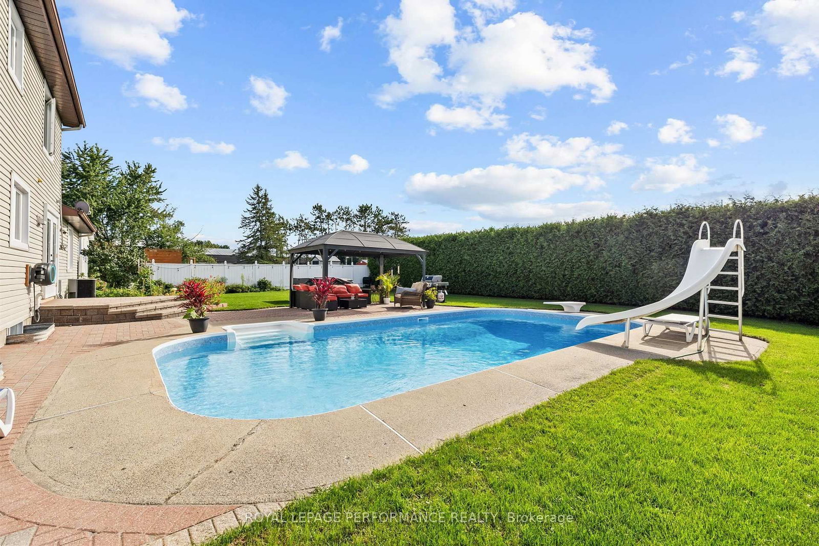 434 Lemay Street • Clarence-Rockland, ON photo 8