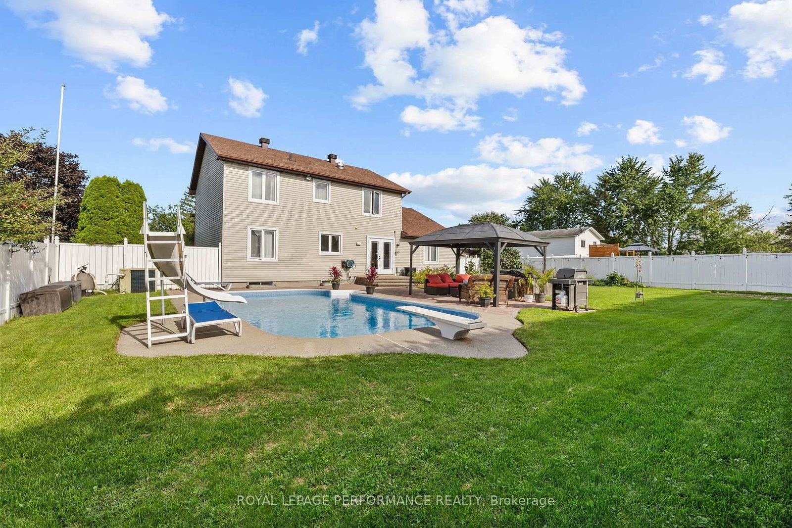 434 Lemay Street • Clarence-Rockland, ON photo 9