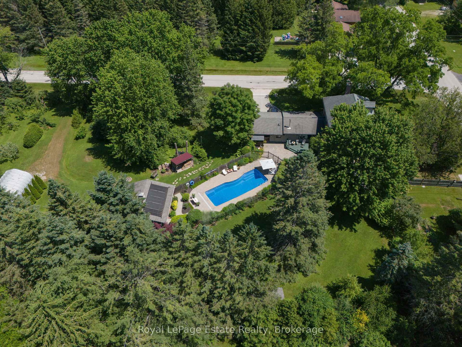 104 Carney Street • Georgian Bluffs, ON photo 13