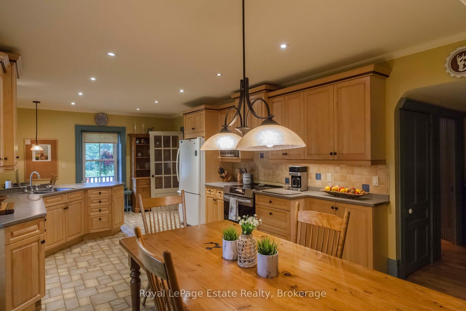 104 Carney Street • Georgian Bluffs, ON photo 31