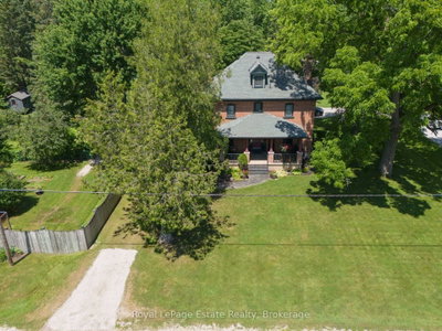 104 Carney Street • Georgian Bluffs, ON photo 4