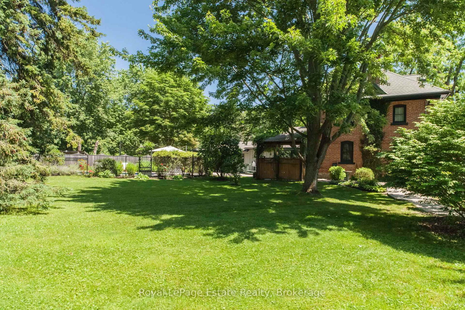 104 Carney Street • Georgian Bluffs, ON photo 6