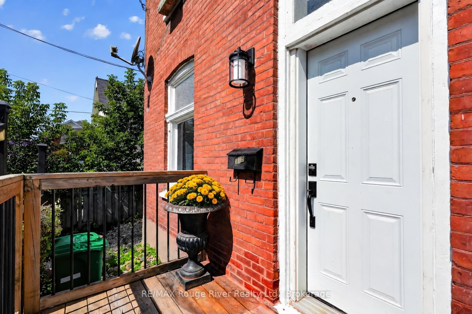 278 Dalhousie Street • Peterborough, ON photo 2