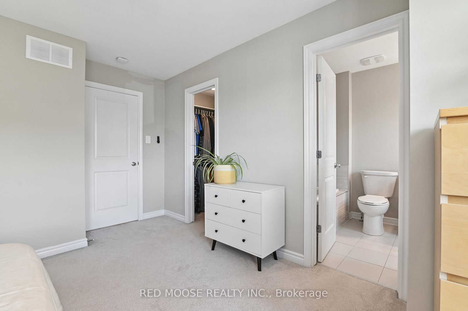 373 Mountain Sorrel Way • Ottawa, ON photo 21