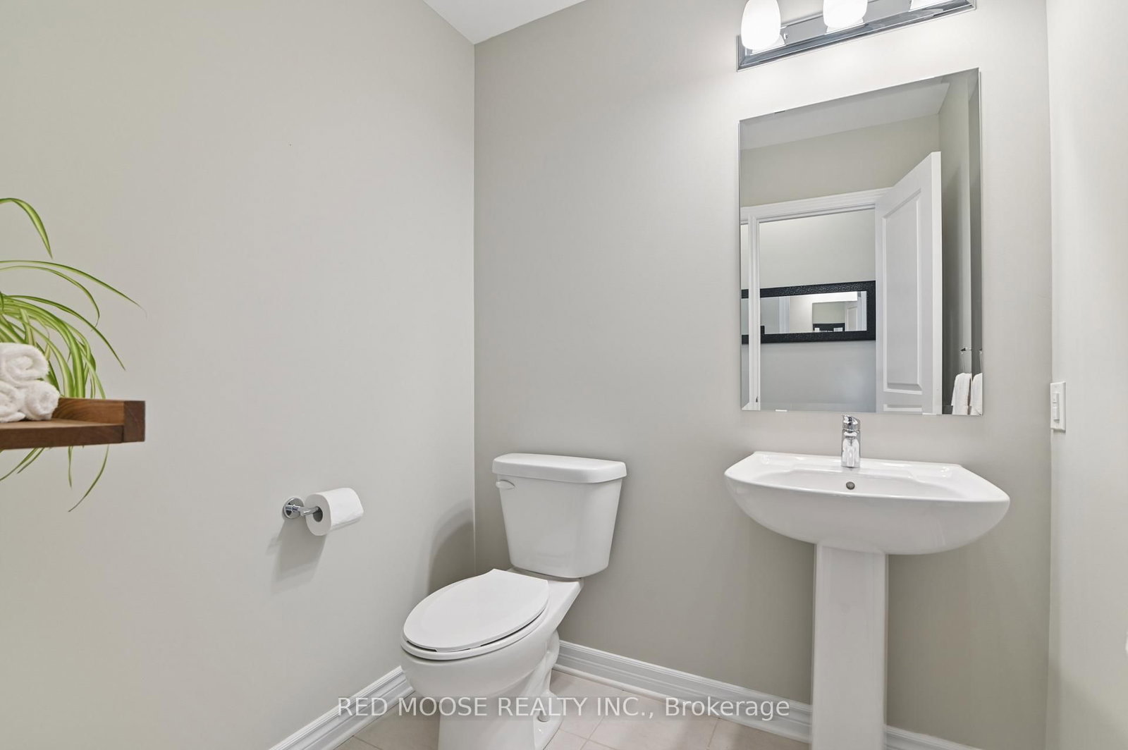 373 Mountain Sorrel Way • Ottawa, ON photo 5