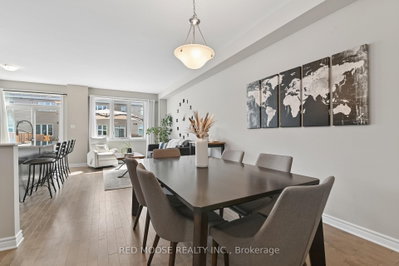 373 Mountain Sorrel Way • Ottawa, ON photo 6