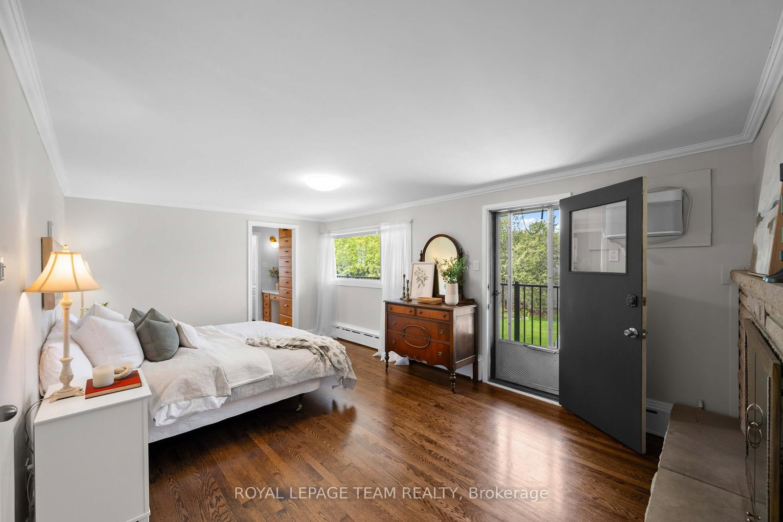 2 Lockview Road • Ottawa, ON photo 30