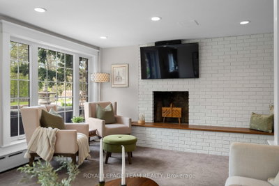 2 Lockview Road • Ottawa, ON photo 9