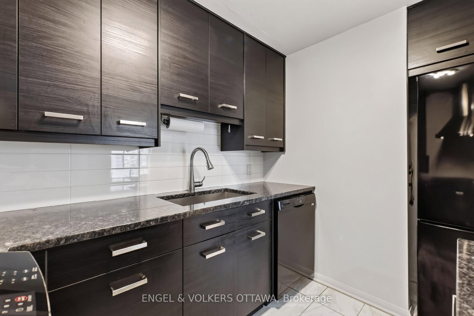 475 Laurier Avenue W • #1007 • Ottawa, ON photo 20