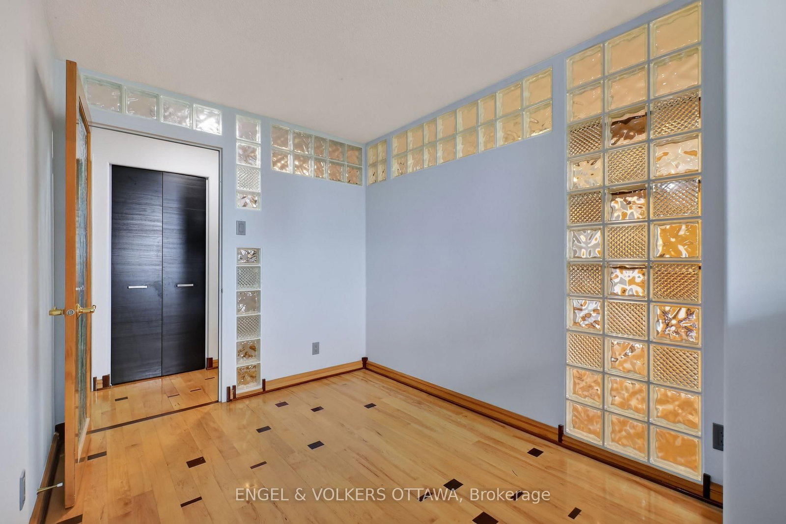 475 Laurier Avenue W • #1007 • Ottawa, ON photo 32