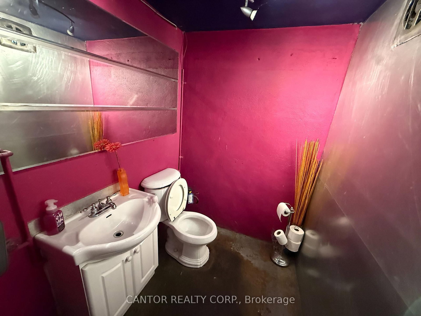 430 Parkdale Avenue • Ottawa, ON photo 31