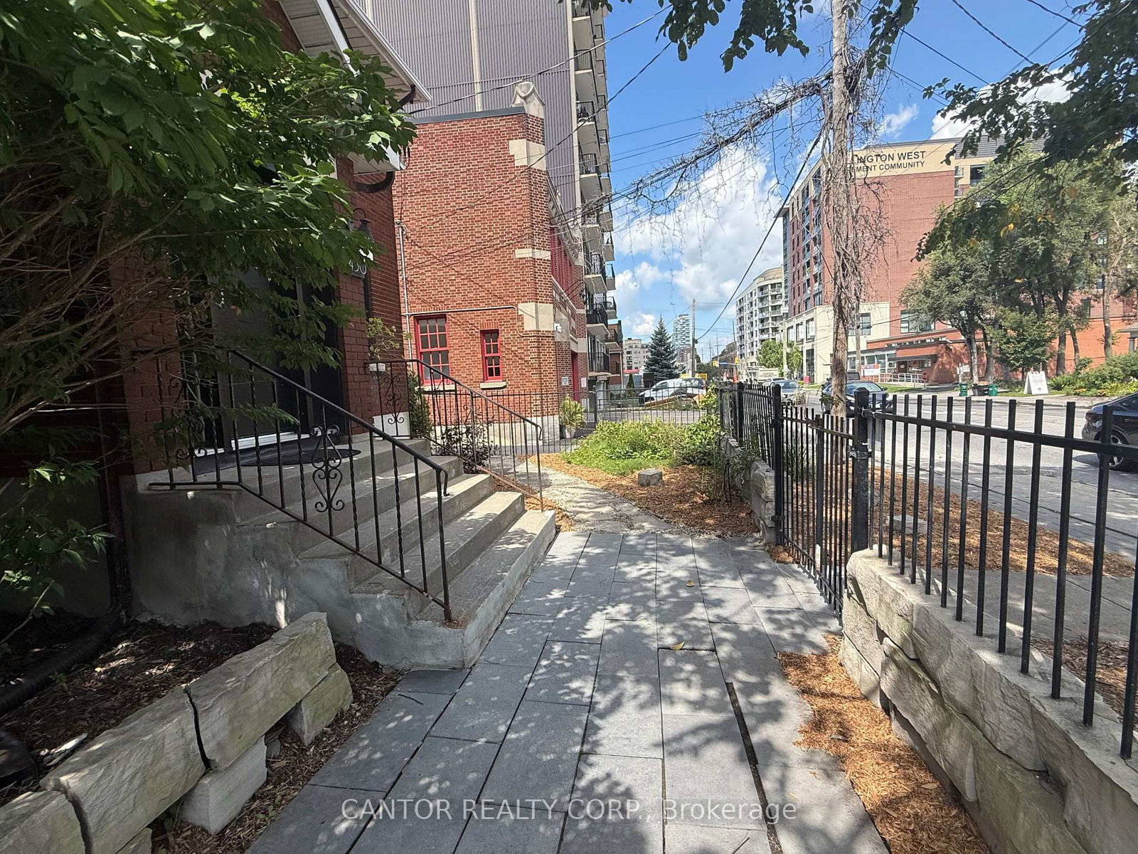 430 Parkdale Avenue • Ottawa, ON photo 40
