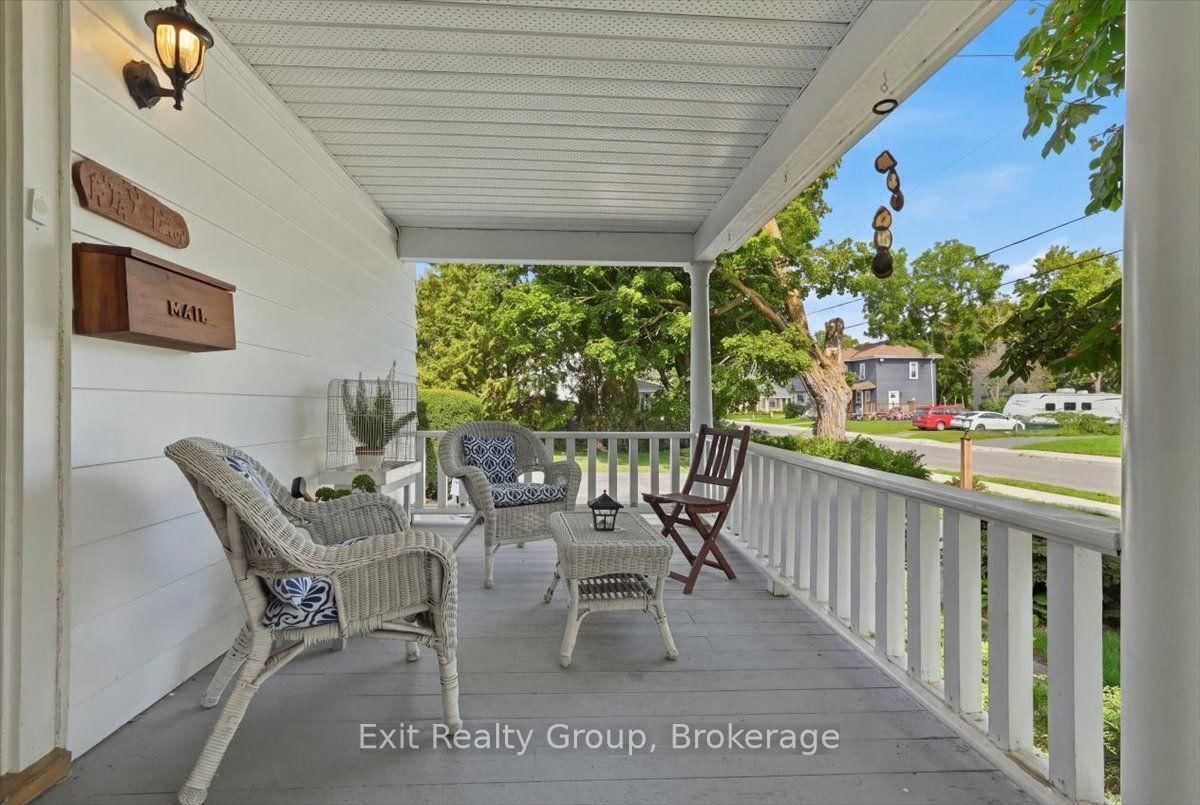 28 Lorne Avenue • Quinte West, ON photo 34