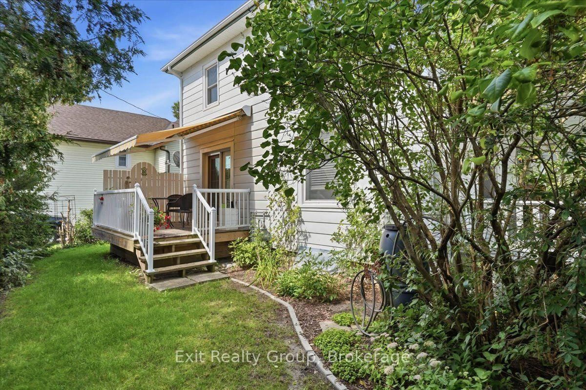 28 Lorne Avenue • Quinte West, ON photo 40