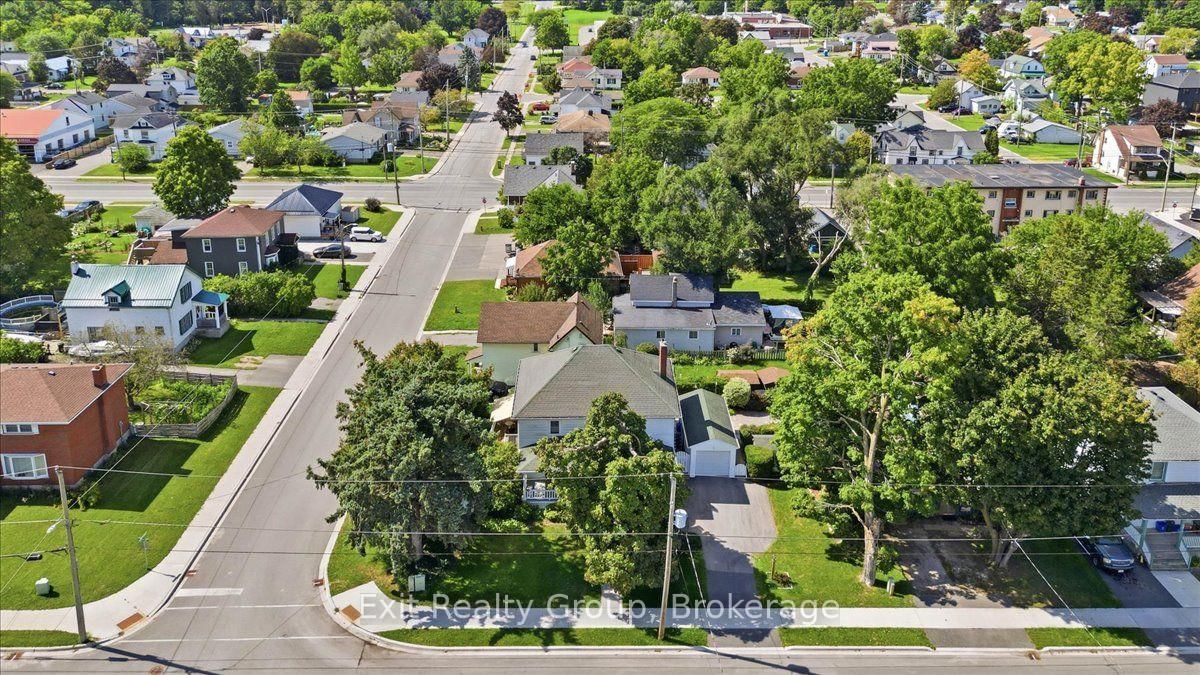 28 Lorne Avenue • Quinte West, ON photo 46