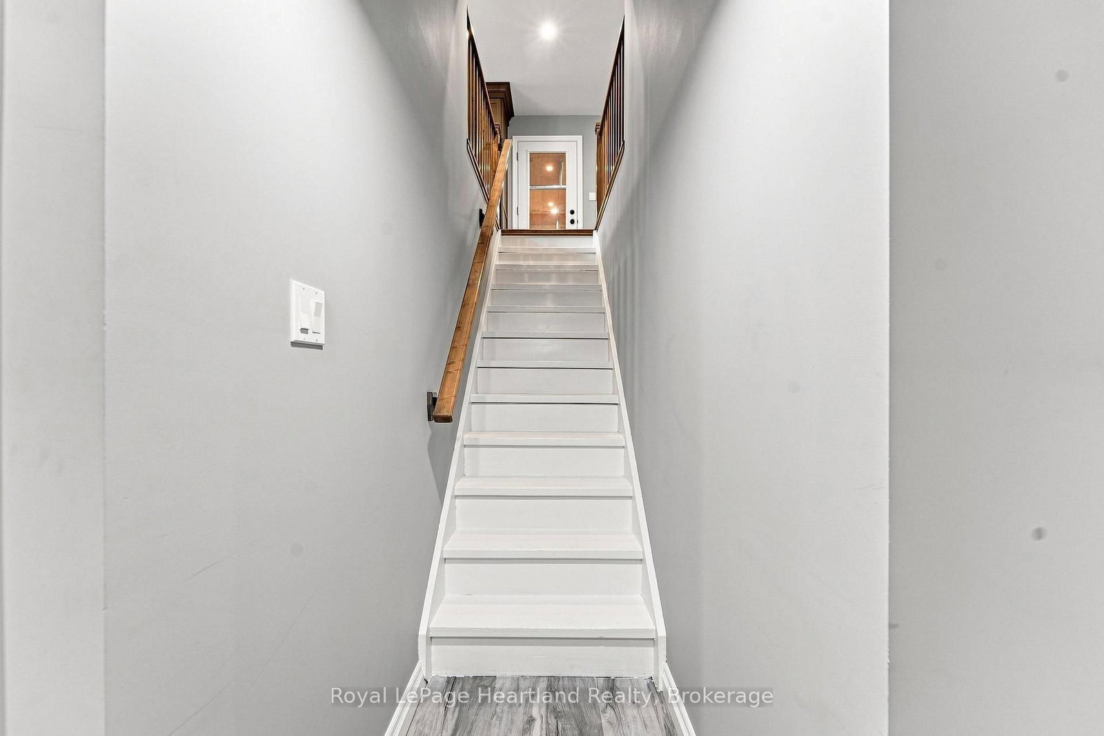 3042 Albert Street • Howick, ON photo 24