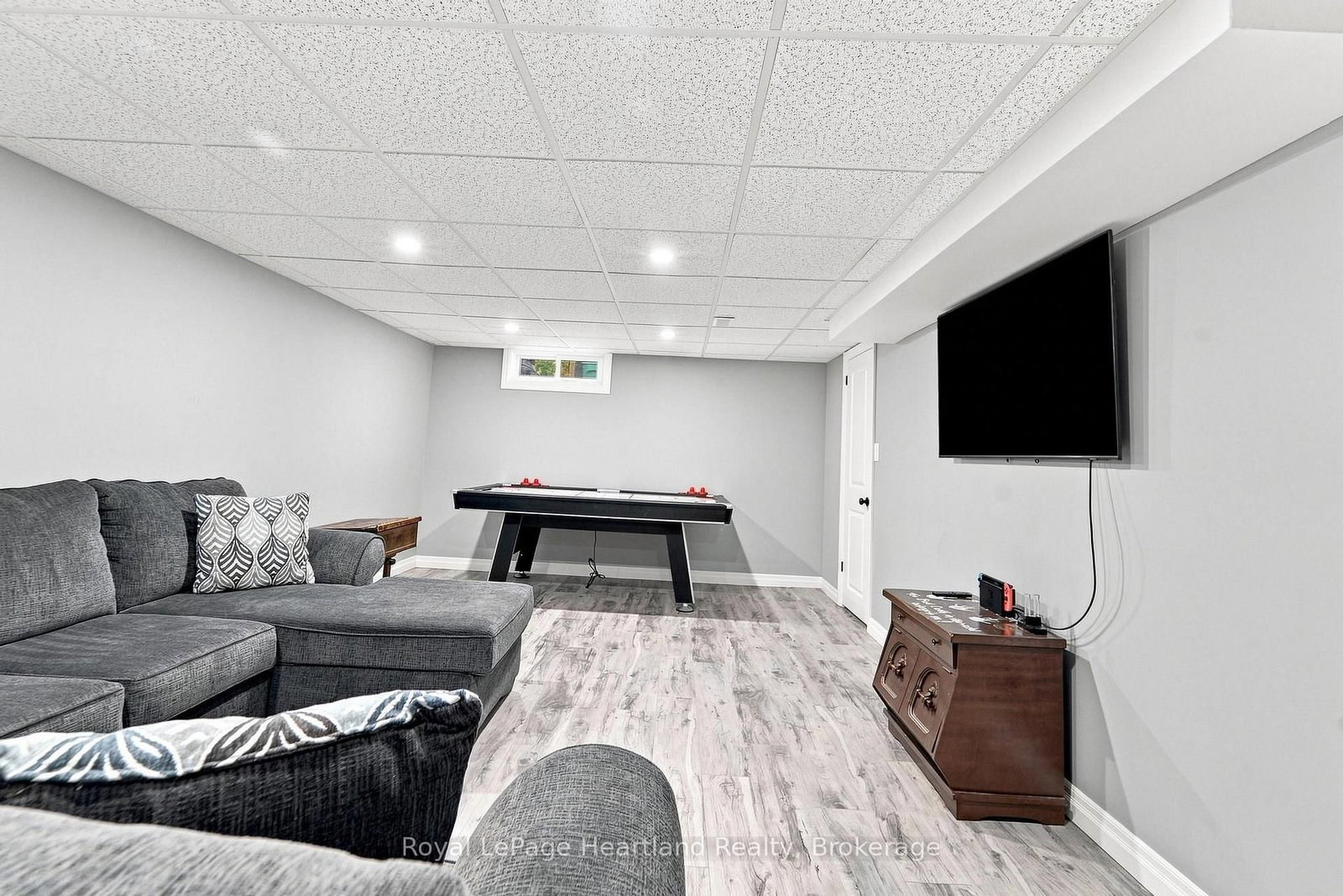 3042 Albert Street • Howick, ON photo 26