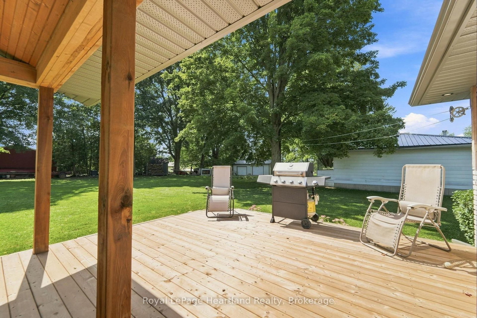 3042 Albert Street • Howick, ON photo 36