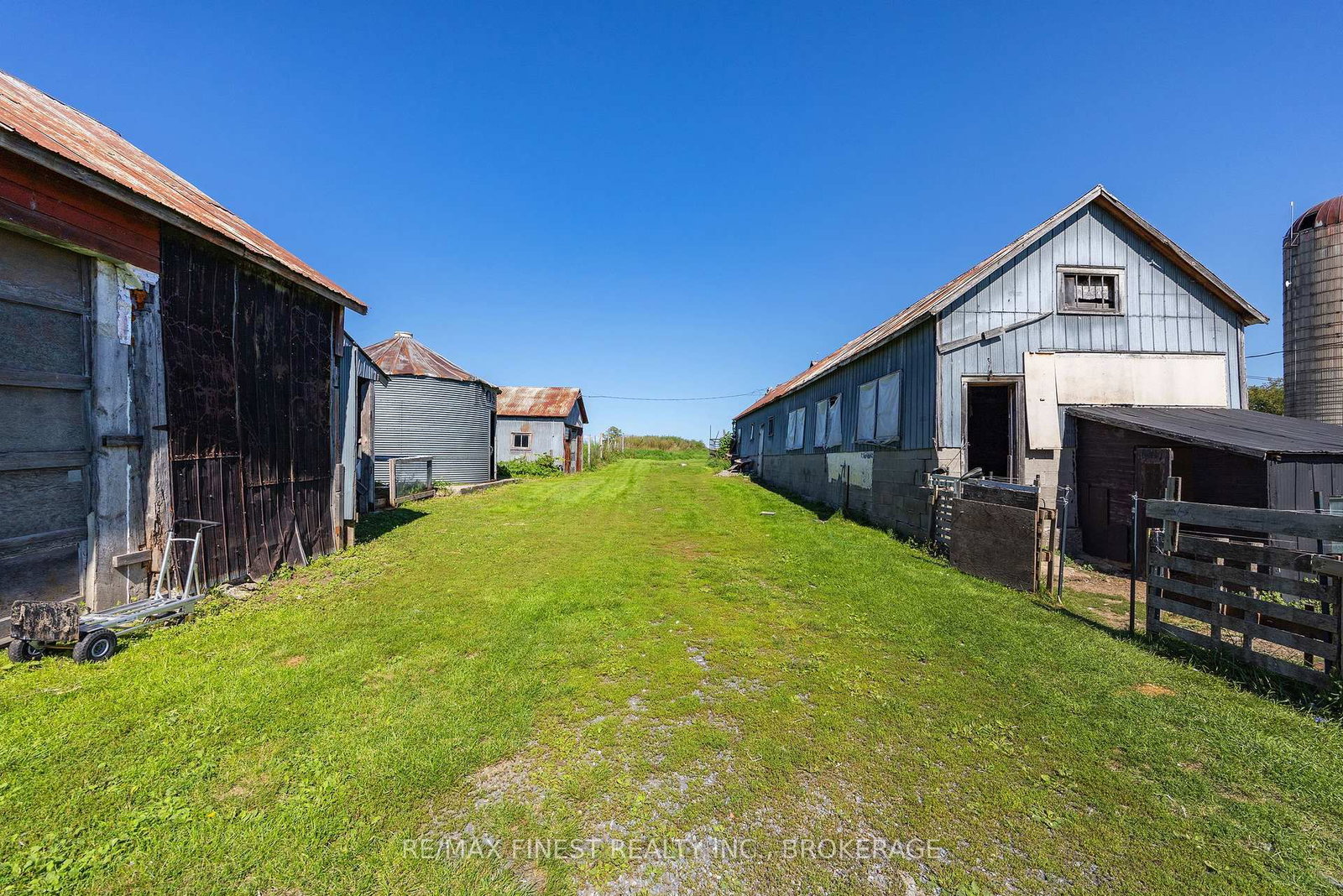 257 MCQUAY Road • Yarker, ON photo 26