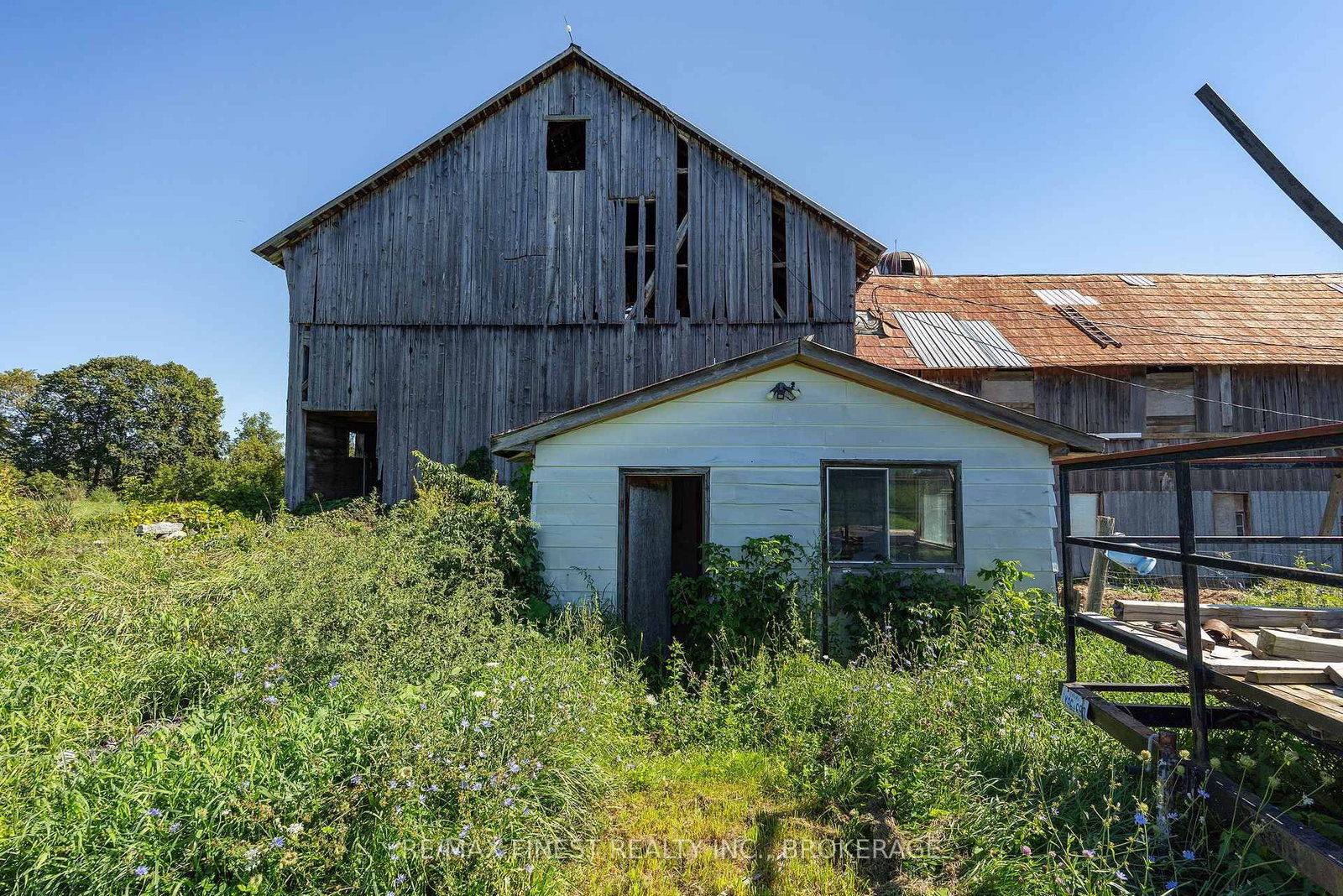 257 MCQUAY Road • Yarker, ON photo 32