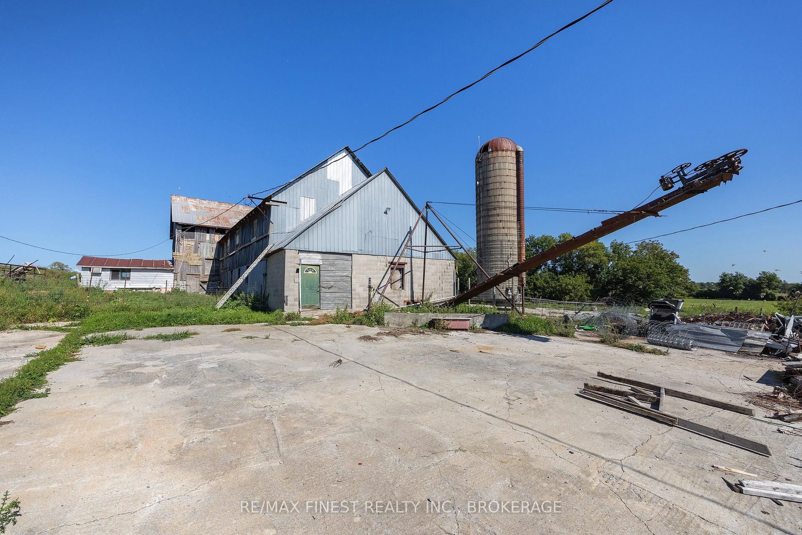 257 MCQUAY Road • Yarker, ON photo 33