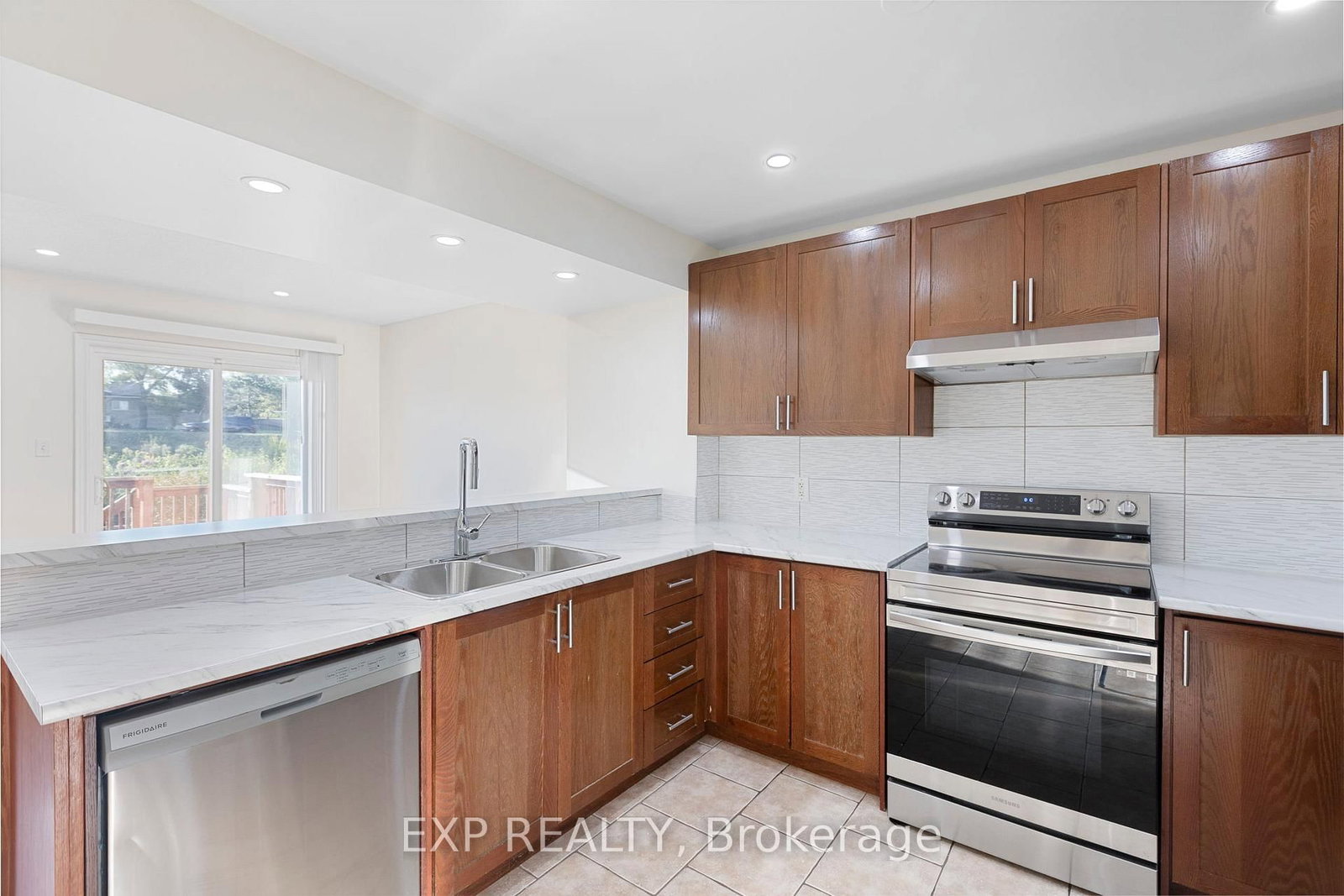 35 Thames Way • Hamilton, ON photo 15