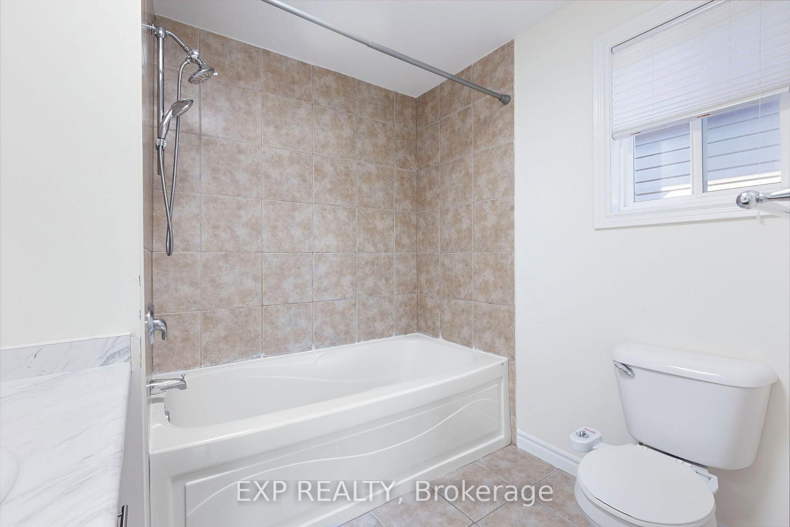 35 Thames Way • Hamilton, ON photo 27
