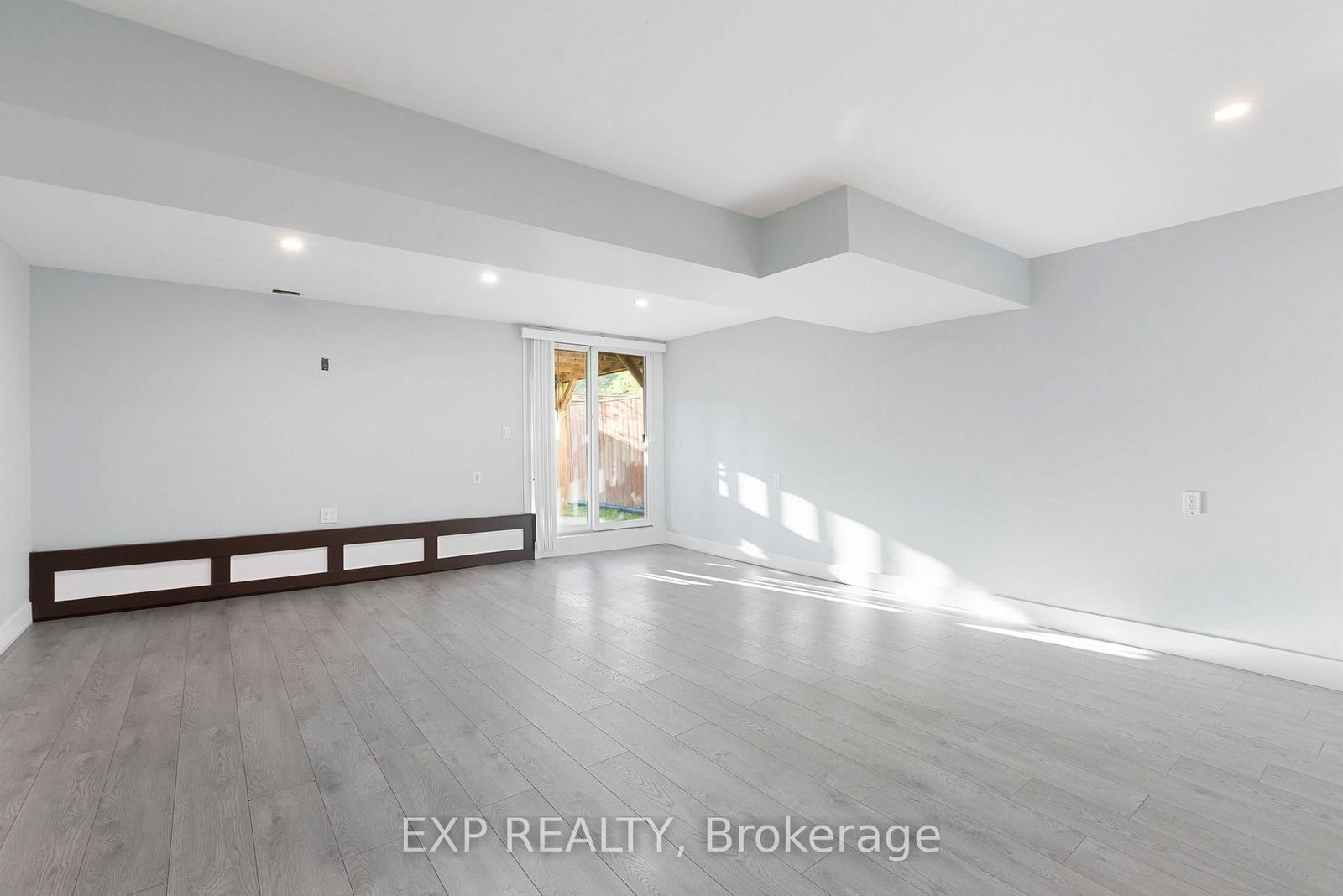 35 Thames Way • Hamilton, ON photo 32