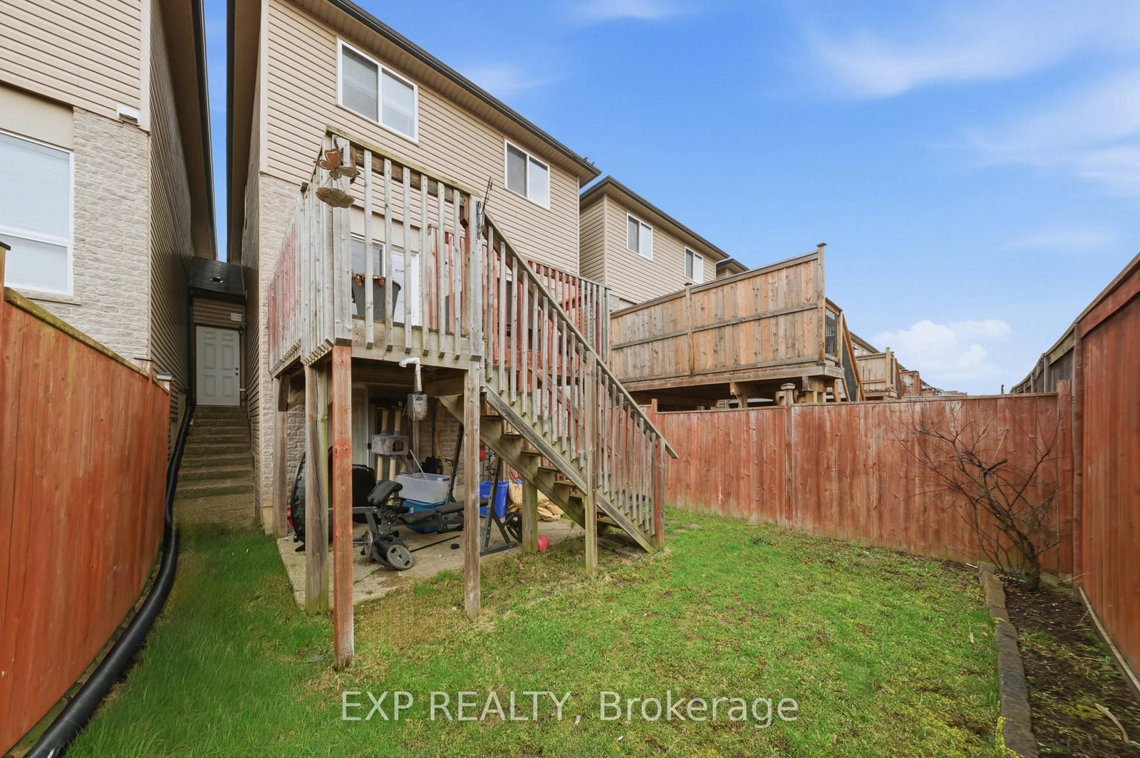 35 Thames Way • Hamilton, ON photo 36